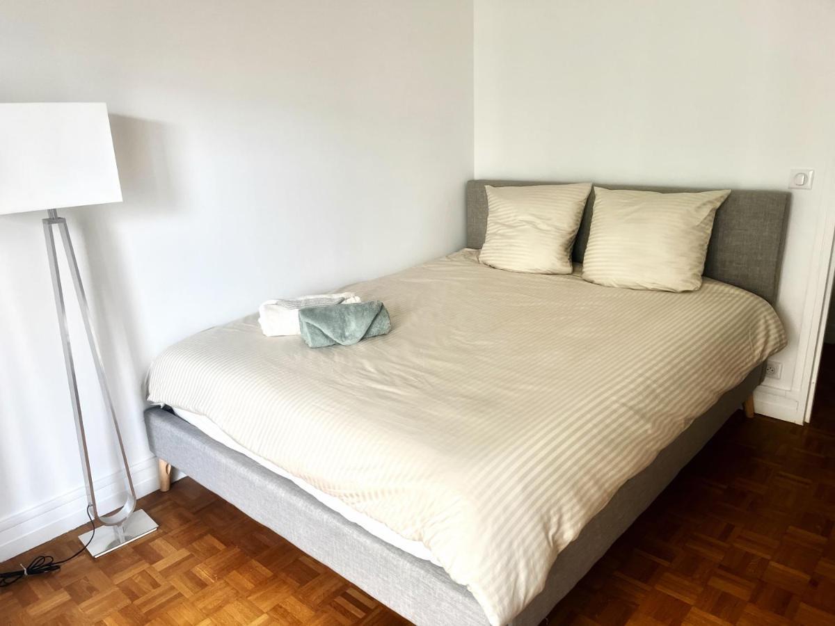 Modern Apartment Near The Eiffel Tower, 45M Paris Exterior foto